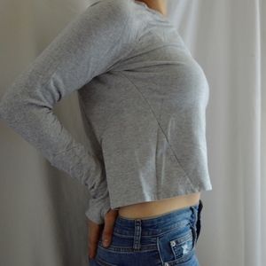 XS Gray Longsleeve Crop